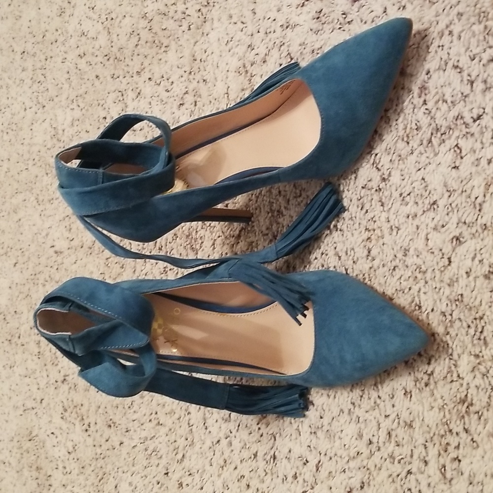 Vince Camuto shoes,size 8